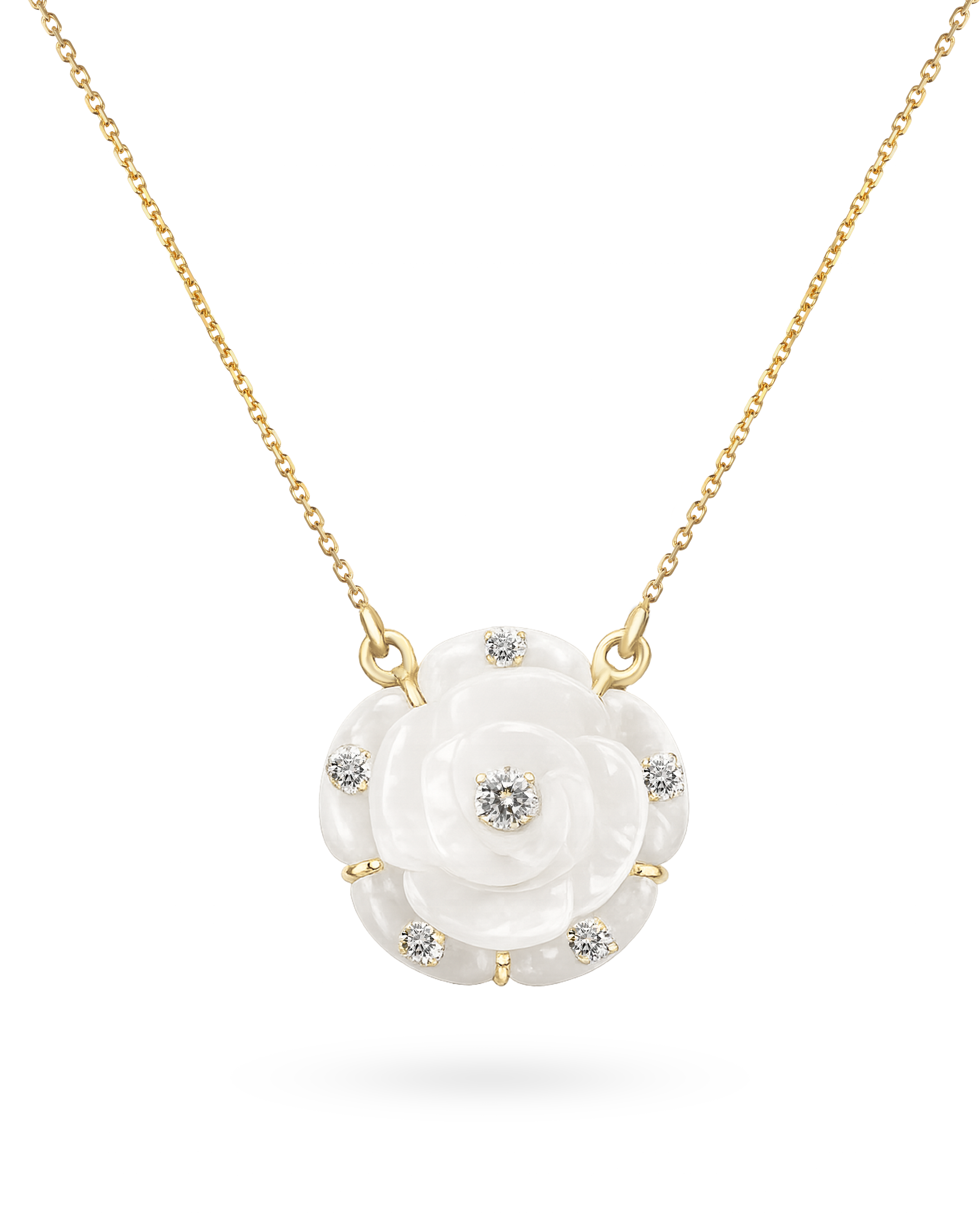 الوردة مع سلسلة الذهب و حبة الالماس